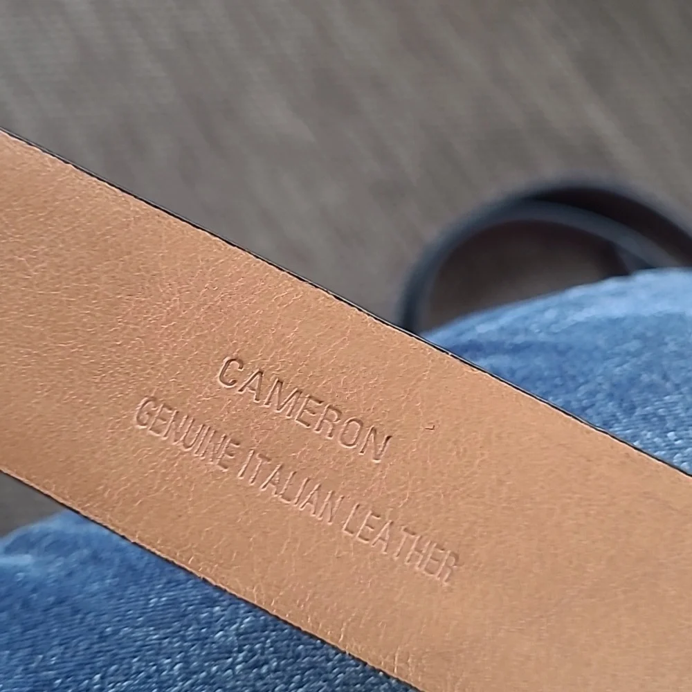 Trafalgar Cameron Leather Belt, Sz 34 (Has Flaws)